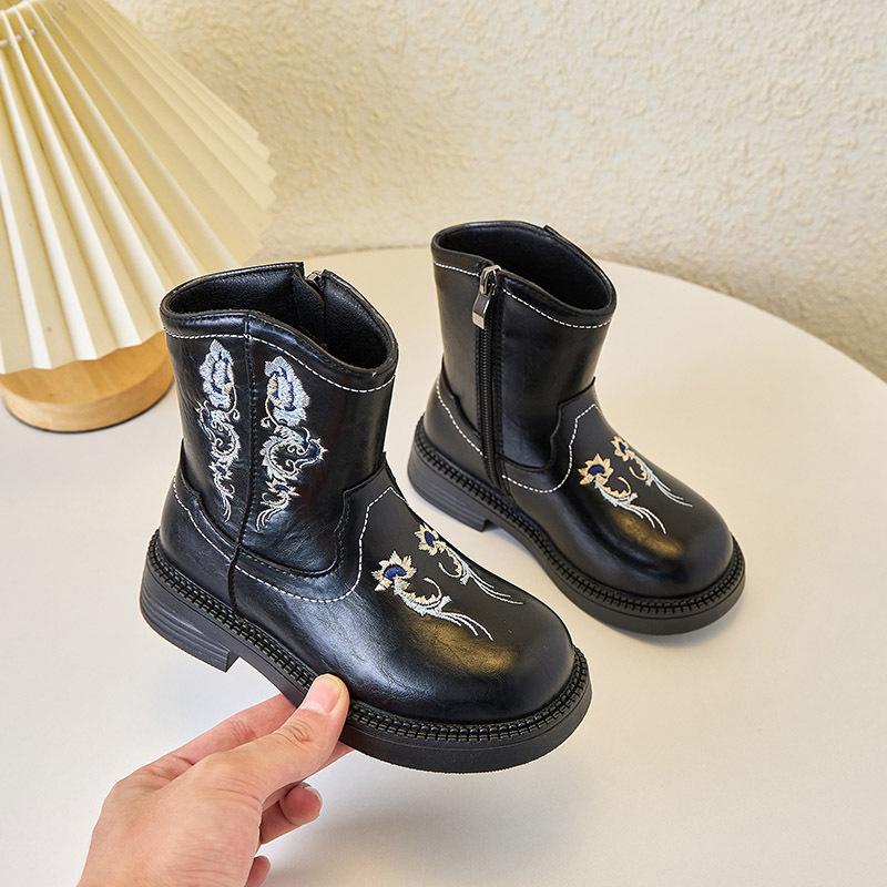 Girls Western Cowboy Boots 2024 Autumn and Winter New Children s Martin Boots British Retro Short Boots Medium and Older Children s Leather Boots 26 чёрный
Girls Western Cowboy Boots 2024 Autumn and Winter New Children s Martin Boots British Retro Short Boots Medium and Older Children s Leather Boots 26 чёрный