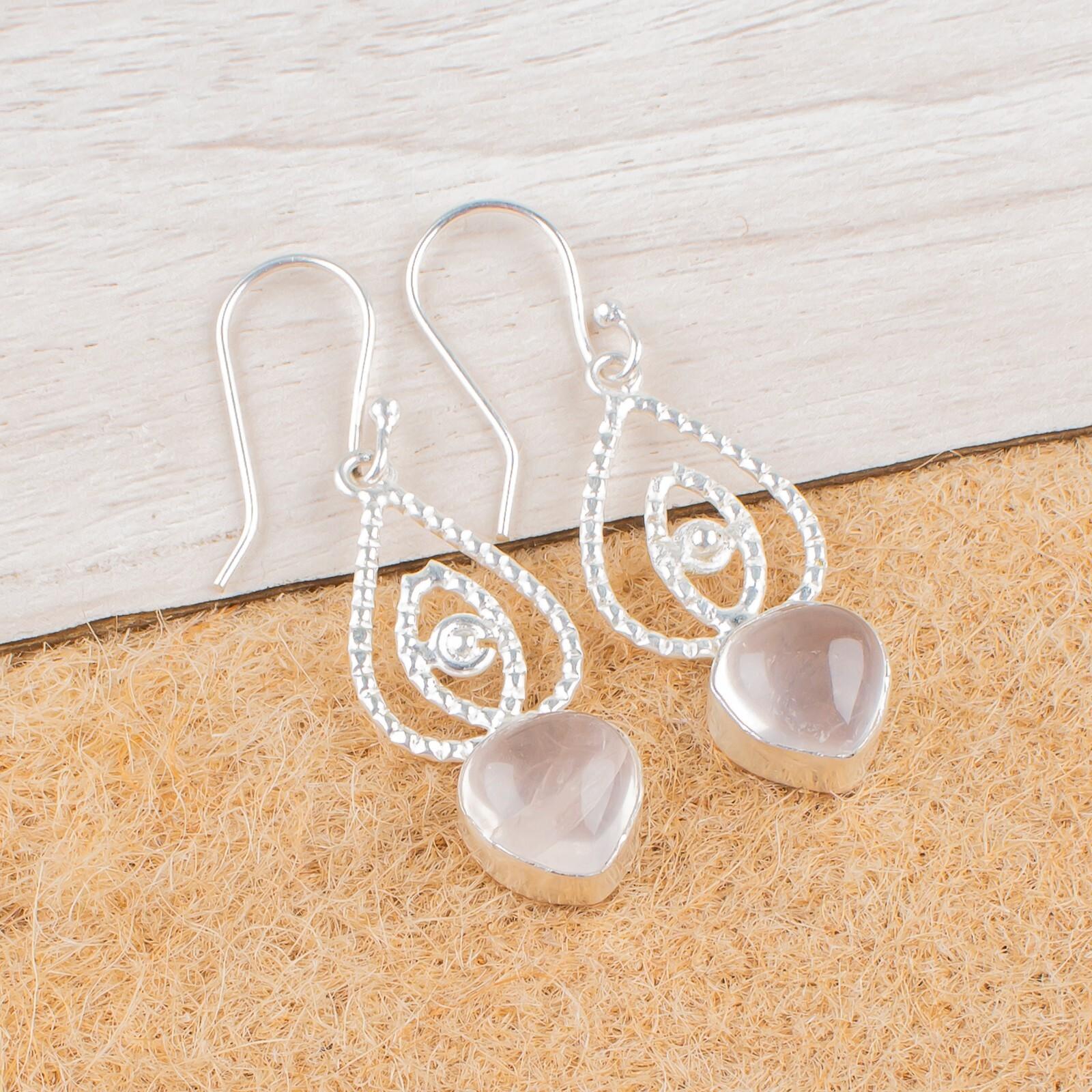Rare Rose Quartz Gemstone 925 Sterling Silver Jewelry Drop/Dangle Earrings 2.00 EE-32-22
Rare Rose Quartz Gemstone 925 Sterling Silver Jewelry Drop/Dangle Earrings 2.00 EE-32-22