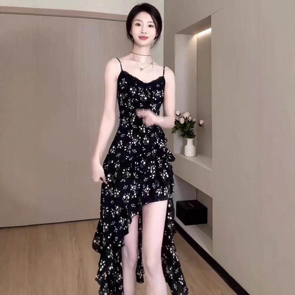 Temperament black floral suspender dress children s summer new seaside vacation style long dress summer wear 2XL чорний
Temperament black floral suspender dress children s summer new seaside vacation style long dress summer wear 2XL чорний