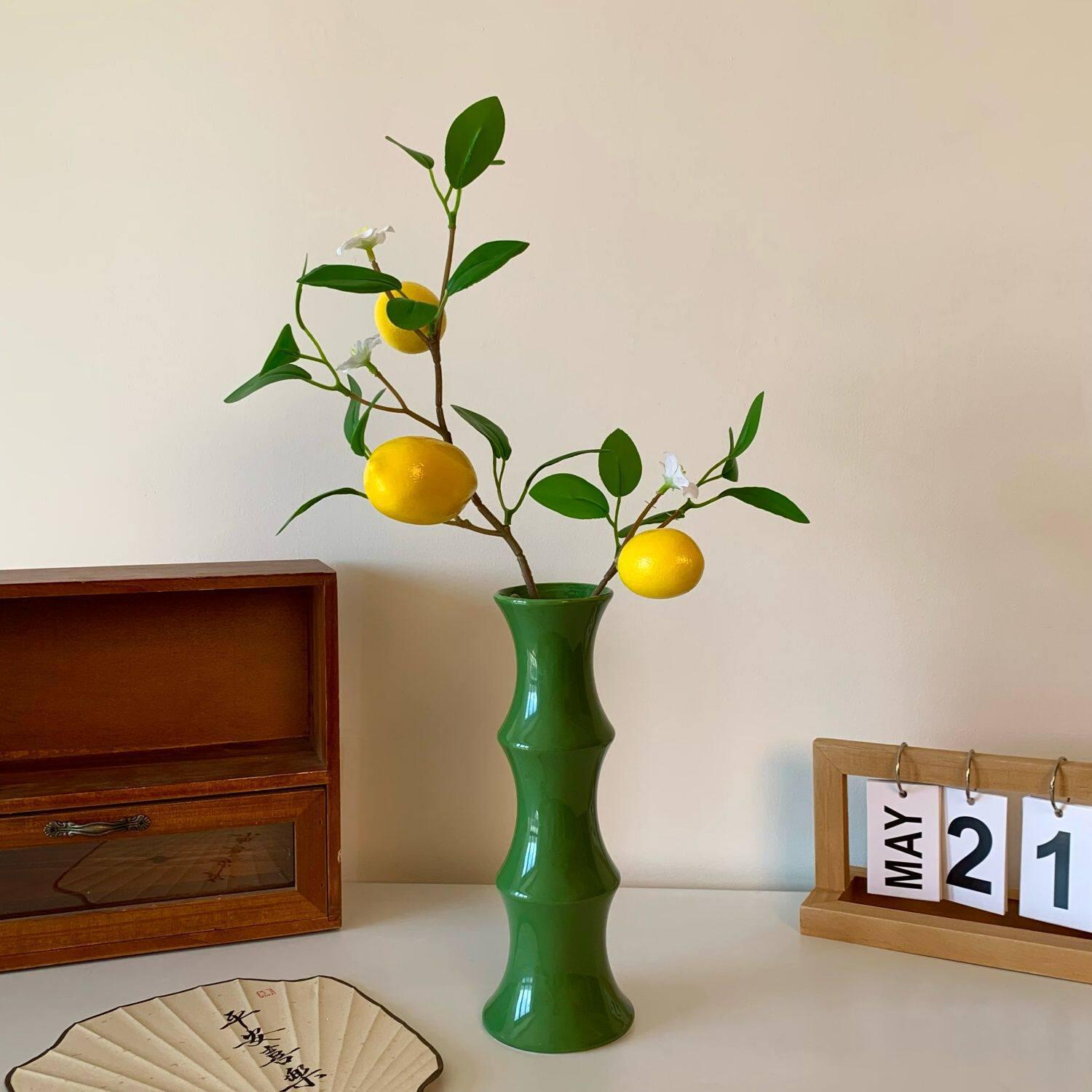 Light Luxury Green Ceramic Bamboo Vase with Lemon Artificial Flowers for Living Room Decor
Light Luxury Green Ceramic Bamboo Vase with Lemon Artificial Flowers for Living Room Decor