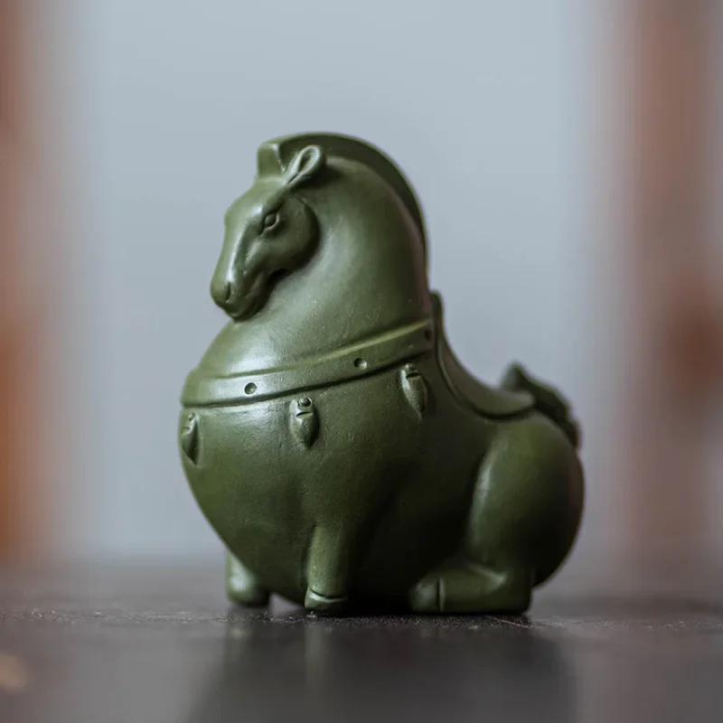 1PCS Exquisite Purple Sand Tea Pet Hand-carved Horse Decoration Creative Tea Ceremony Accessories Animal Sculpture Decoration 6.5x4x6.8cm
1PCS Exquisite Purple Sand Tea Pet Hand-carved Horse Decoration Creative Tea Ceremony Accessories Animal Sculpture Decoration 6.5x4x6.8cm