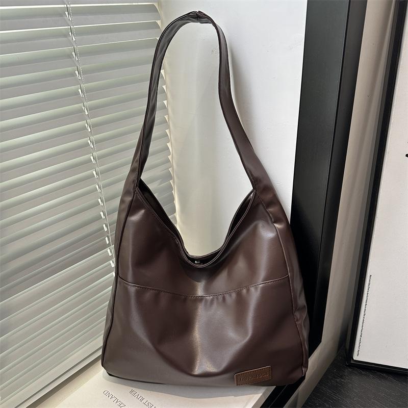 Retro tote bag women s large-capacity Korean version of the new casual versatile work commuter students in class ins shoulder bag
Retro tote bag women s large-capacity Korean version of the new casual versatile work commuter students in class ins shoulder bag