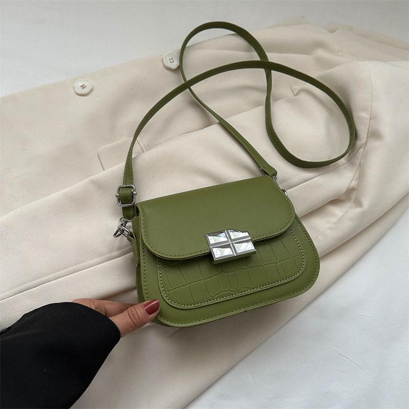 Stylish Minimalist Pu Crossbody Saddle Bag For Women In Black White Brown And Green Perfect For Casual Fall Outfits зелений
Stylish Minimalist Pu Crossbody Saddle Bag For Women In Black White Brown And Green Perfect For Casual Fall Outfits зелений