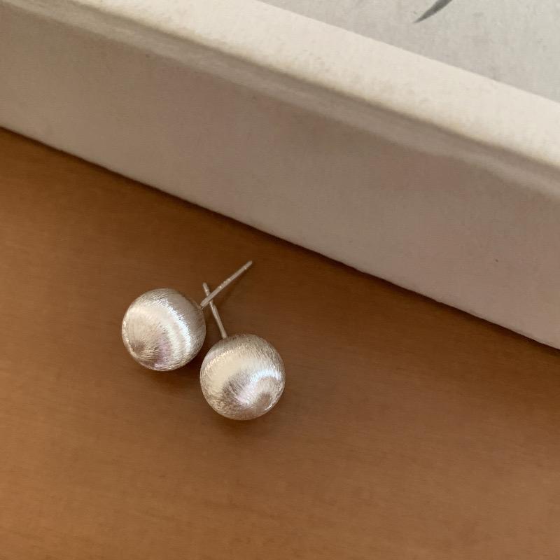 BF CLUB 925 Sterling Silver Earrings For Women Trendy Simple Round Ball Earring Jewelry Prevent Allergy Party Accessories
BF CLUB 925 Sterling Silver Earrings For Women Trendy Simple Round Ball Earring Jewelry Prevent Allergy Party Accessories