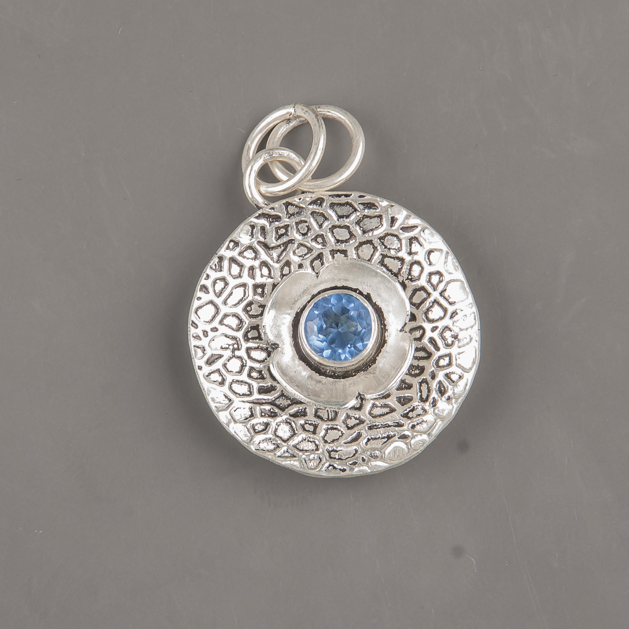 Wonderful Tanzanite Handmade Gemstone Pendant, 925 Solid Sterling Silver Pendant Antique Jewelry, Pendant For Engagement Gift 1.20 Inches синий
Wonderful Tanzanite Handmade Gemstone Pendant, 925 Solid Sterling Silver Pendant Antique Jewelry, Pendant For Engagement Gift 1.20 Inches синий