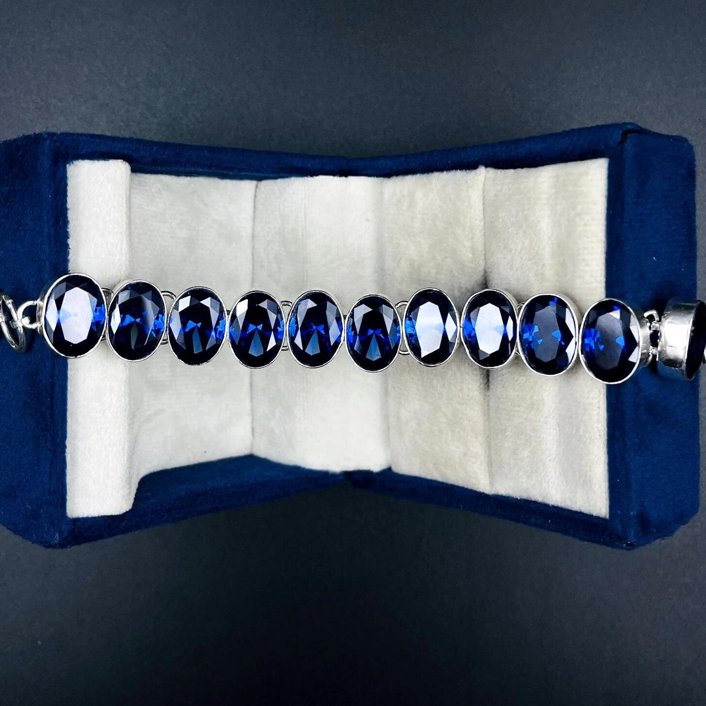 925 Sterling Silver Rose Cut Blue Tanzanite Gemstone Jewelry Chain Bracelet Free Size синий
925 Sterling Silver Rose Cut Blue Tanzanite Gemstone Jewelry Chain Bracelet Free Size синий