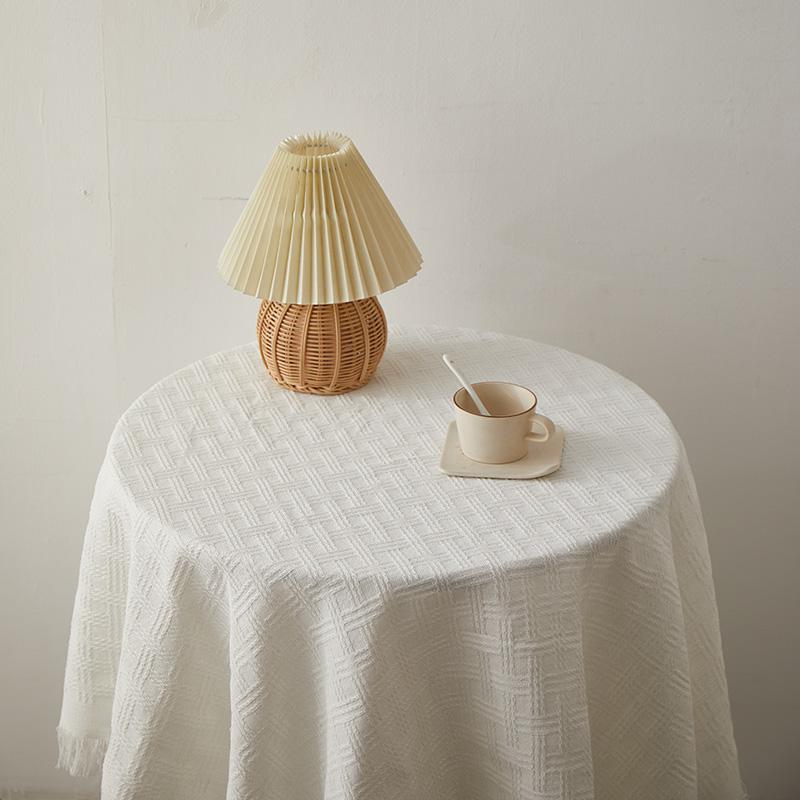 Белая французская скатерть легкая роскошь хлопок лен круглая прямоугольная скатерть для прилавка чайного столика тканевое искусство свадебное украшение на день рождения 130X130cm
Белая французская скатерть легкая роскошь хлопок лен круглая прямоугольная скатерть для прилавка чайного столика тканевое искусство свадебное украшение на день рождения 130X130cm