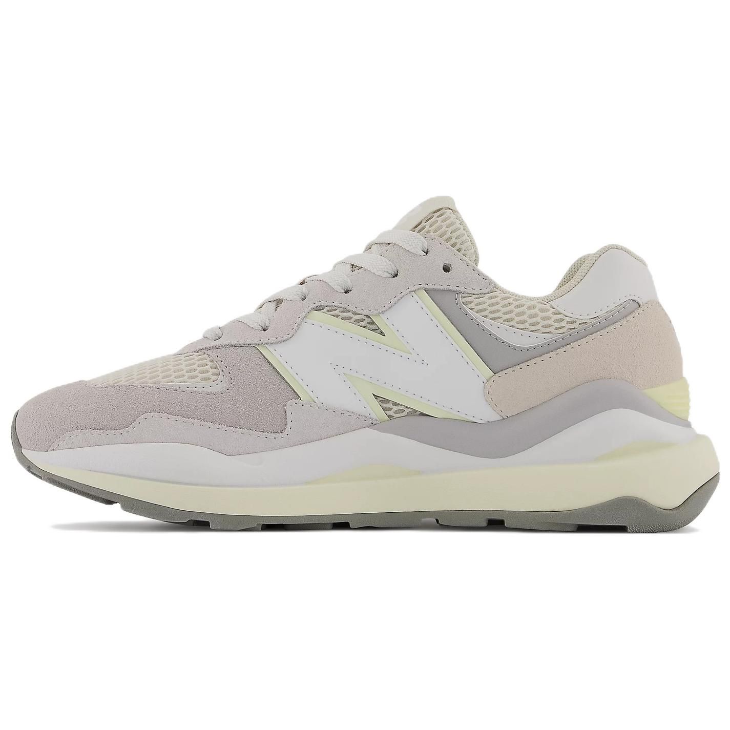 Жіночі кросівки New Balance 57/40 Moonbeam Dawn Glow сірі W5740SGC 37.5
Жіночі кросівки New Balance 57/40 Moonbeam Dawn Glow сірі W5740SGC 37.5