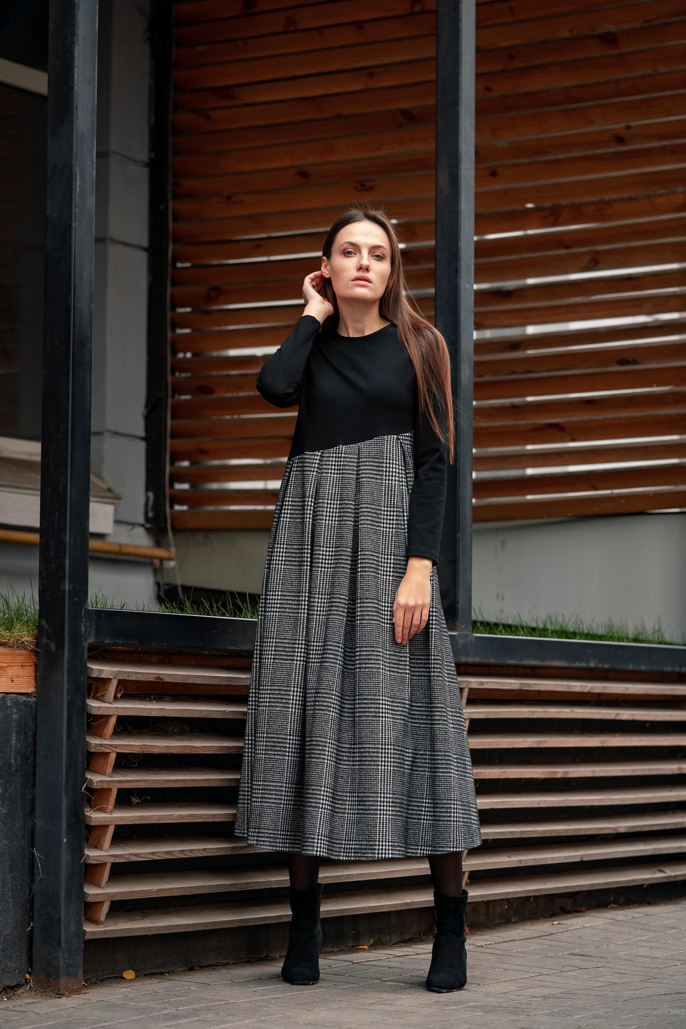 Асиметрична сукня довжини міді тепла тканина різні кольори 36 чорний
Асиметрична сукня довжини міді тепла тканина різні кольори 36 чорний