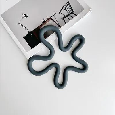 Silicone Insulation Pad Heat Resistant Silicone Mat High Temperature Resistant Silicone Placemats Coasters kitchen accessories 16.5 16.5 0.9cm серый
Silicone Insulation Pad Heat Resistant Silicone Mat High Temperature Resistant Silicone Placemats Coasters kitchen accessories 16.5 16.5 0.9cm серый