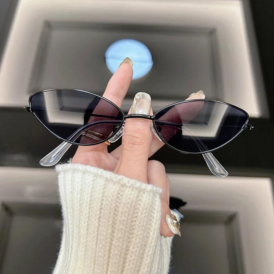 Cat Eye Vintage Sunglasses Women Men Brand Designer Retro Frame Sun Glasses Female Male Driver Shades Mirror Other
Cat Eye Vintage Sunglasses Women Men Brand Designer Retro Frame Sun Glasses Female Male Driver Shades Mirror Other