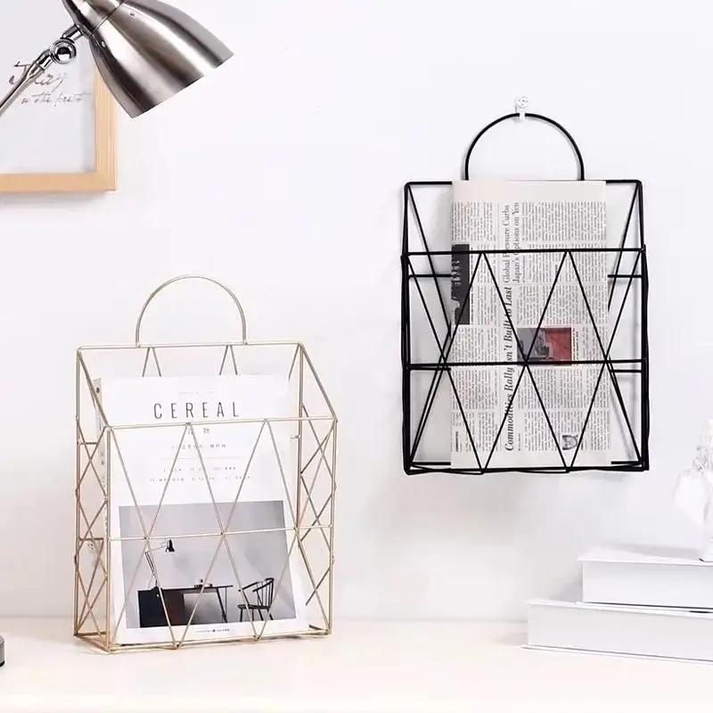 Simple Ironwork Gift Basket Wall Hanging Decoration Rack News Newspaper Sundries Storage Basket Storage Bag чорний
Simple Ironwork Gift Basket Wall Hanging Decoration Rack News Newspaper Sundries Storage Basket Storage Bag чорний