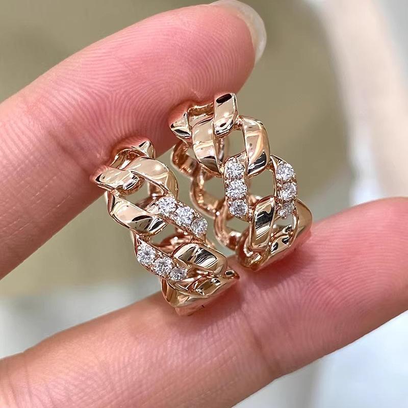 Women Interweave Hoop Earrings 925 Silver Color Party Accessories Trendy Daily Wedding Versatile Jewelry With Shiny CZ
Women Interweave Hoop Earrings 925 Silver Color Party Accessories Trendy Daily Wedding Versatile Jewelry With Shiny CZ