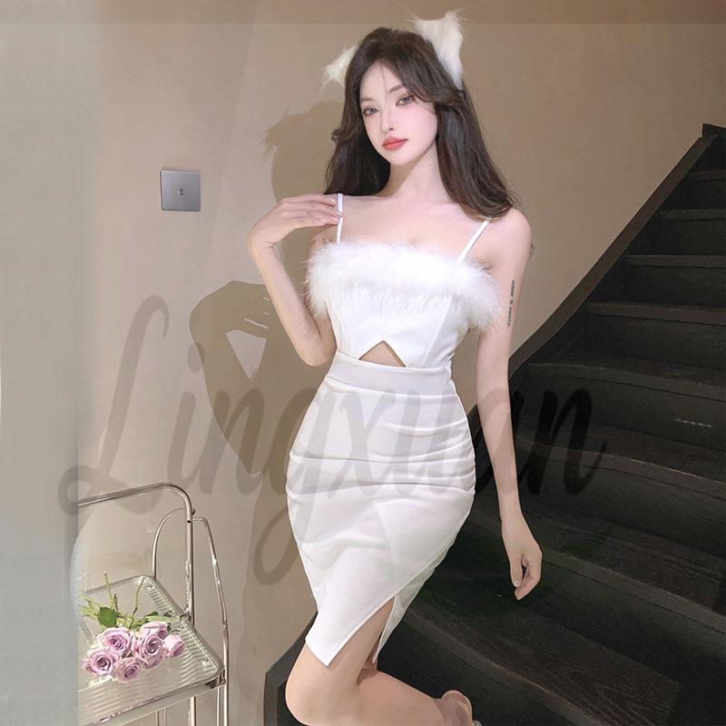 Fluffy Off-Shoulder Strappy Bodycon Slit Dress Small белый
Fluffy Off-Shoulder Strappy Bodycon Slit Dress Small белый