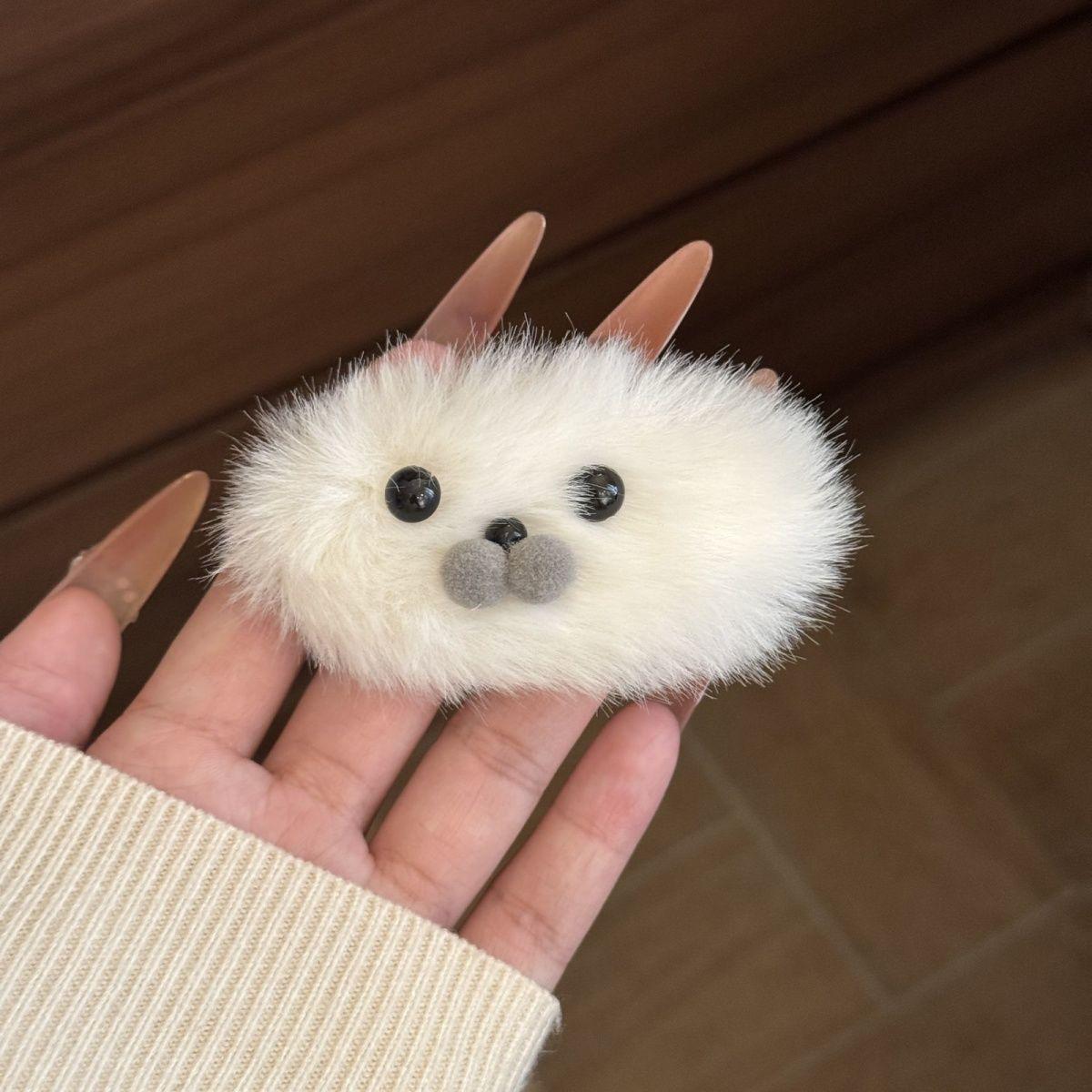 Cute Cartoon Plush Little Seal Hair Clip Hair Accessory Versatile Autumn And Winter Cute Pet Bangs Clip Side Broken Hair Clip
Cute Cartoon Plush Little Seal Hair Clip Hair Accessory Versatile Autumn And Winter Cute Pet Bangs Clip Side Broken Hair Clip