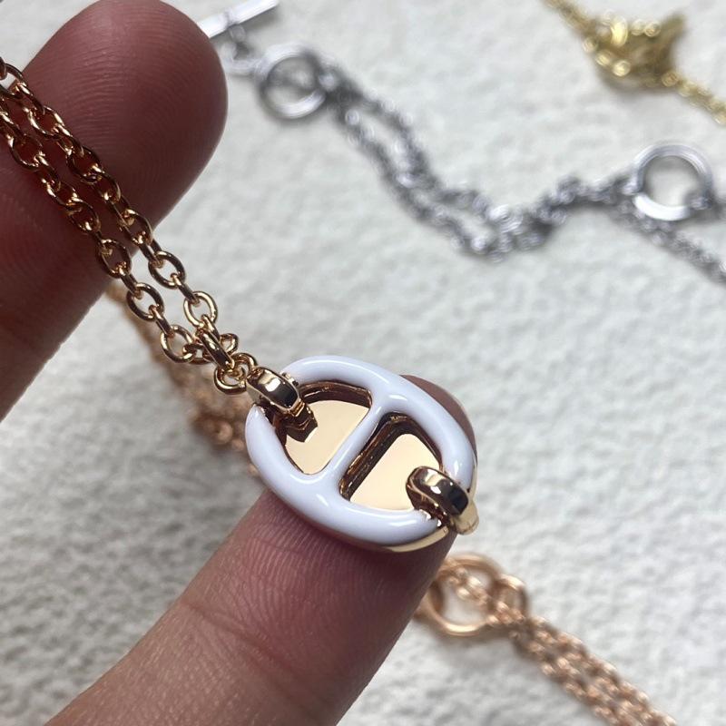 Elegant Women s 18K Rose Gold Enamel Pig Nose Necklace - Fresh Style Gold
Elegant Women s 18K Rose Gold Enamel Pig Nose Necklace - Fresh Style Gold