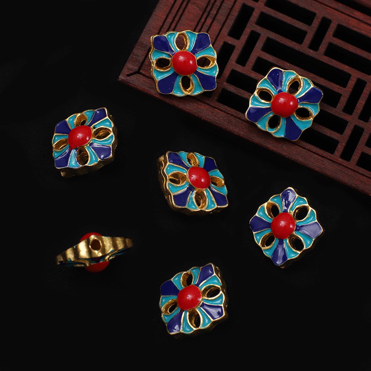 Античные очаровательные бусины из сплава, аксессуары для изготовления ювелирных изделий DIY 15×16mm золотой
Античные очаровательные бусины из сплава, аксессуары для изготовления ювелирных изделий DIY 15×16mm золотой