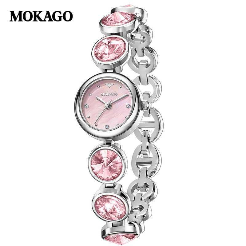 Mokaga Women s High Quartz Diamond Inlaid Waterproof Fashion Watch with Exquisite Alloy Bracelet and Light Luxury Small Round Face розовый цвет-серебро
Mokaga Women s High Quartz Diamond Inlaid Waterproof Fashion Watch with Exquisite Alloy Bracelet and Light Luxury Small Round Face розовый цвет-серебро