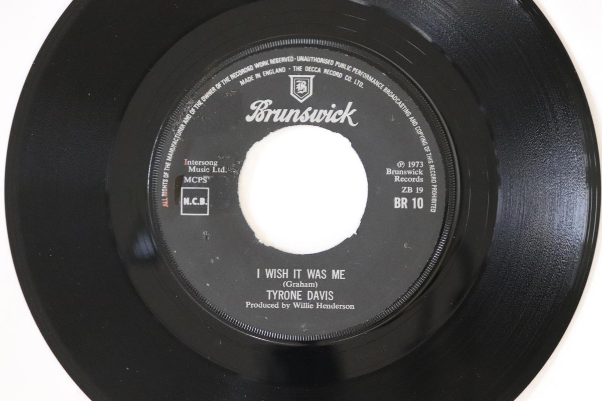7inch Record TYRONE DAVIS - I Wish It Was Me BR10 Brunswick 1974 UK Soul/Funk Used
7inch Record TYRONE DAVIS - I Wish It Was Me BR10 Brunswick 1974 UK Soul/Funk Used