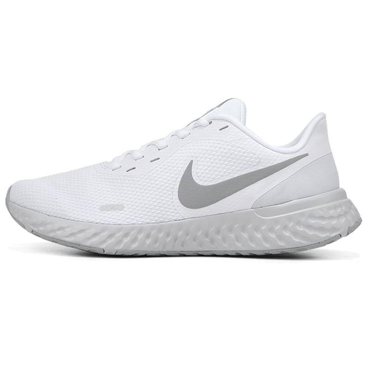 Nike Revolution 5 Grey/White BQ3204-100 40.5
Nike Revolution 5 Grey/White BQ3204-100 40.5