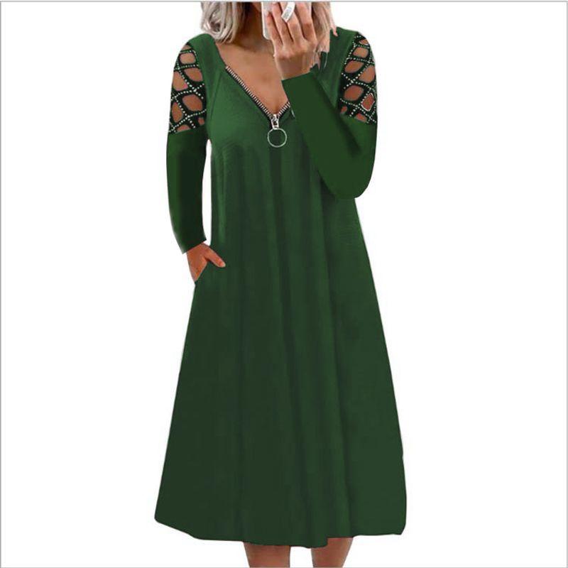 European and American Hollow Rhinestone plus Size Loose Casual Dress Green XL
European and American Hollow Rhinestone plus Size Loose Casual Dress Green XL