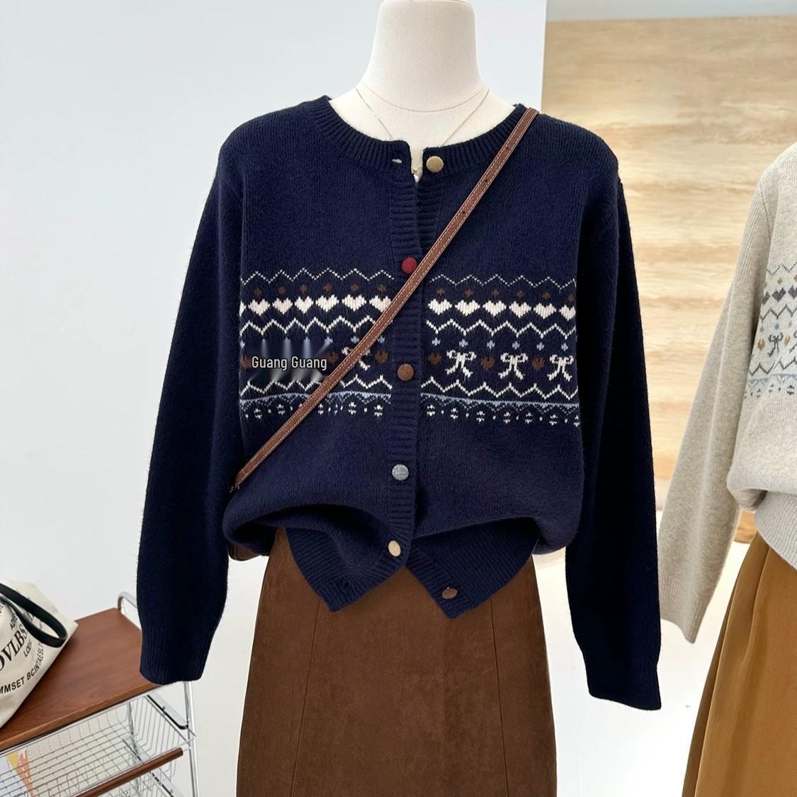 200 Jin Plus Size Women s Long Sleeve Lapel Knit Sweater - Spring/Autumn Fashion 4XL (175-200 jin)
200 Jin Plus Size Women s Long Sleeve Lapel Knit Sweater - Spring/Autumn Fashion 4XL (175-200 jin)