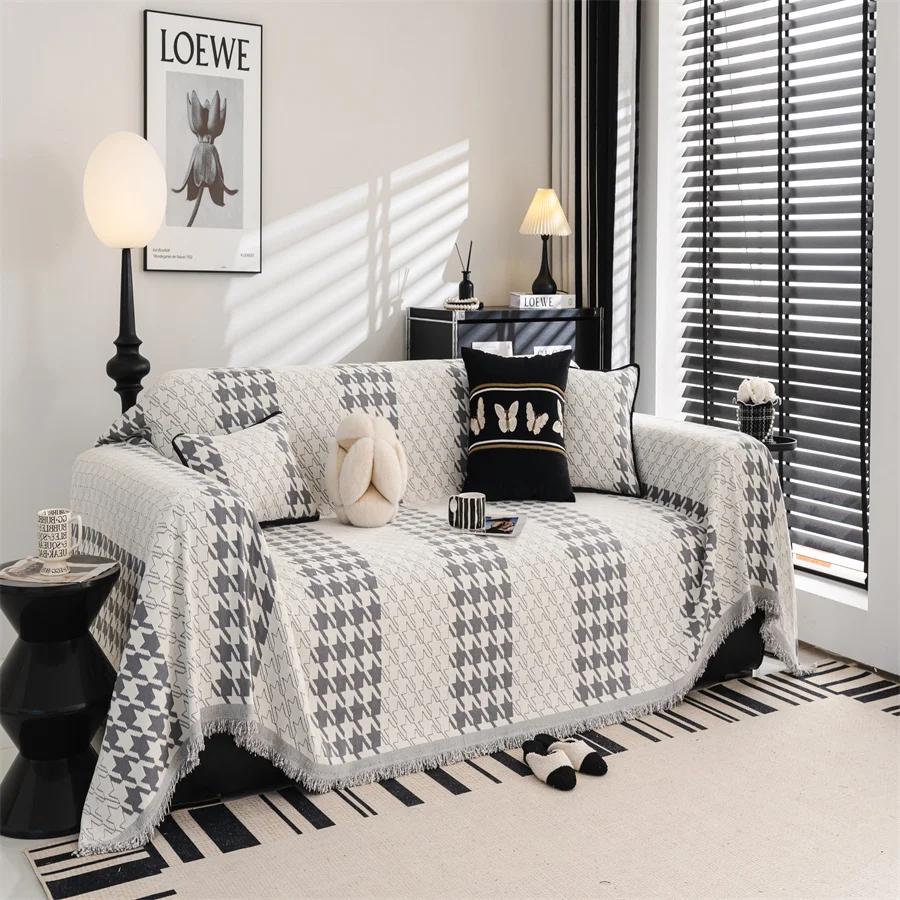 Четыре сезона универсальный диван полотенце диван чехол диван одеяло современный простой анти-захват противоскользящий шенилл диван ткань 180X130
Четыре сезона универсальный диван полотенце диван чехол диван одеяло современный простой анти-захват противоскользящий шенилл диван ткань 180X130