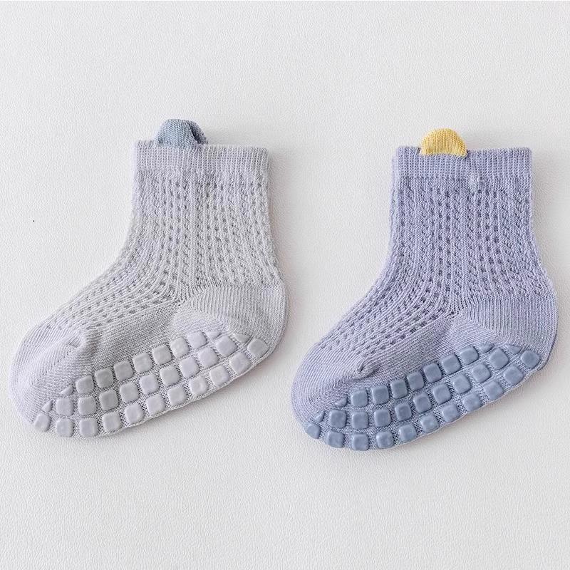 Baby Non-Slip Mesh Socks for Summer - Breathable, Cool, Thin Style for Indoor Walking, One-Year-Olds
Baby Non-Slip Mesh Socks for Summer - Breathable, Cool, Thin Style for Indoor Walking, One-Year-Olds