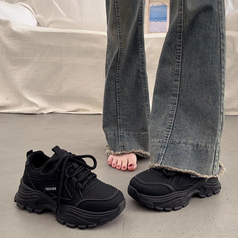 Platform dad shoes women s spring and autumn new leather waterproof sports and leisure shoes 40 чёрный
Platform dad shoes women s spring and autumn new leather waterproof sports and leisure shoes 40 чёрный