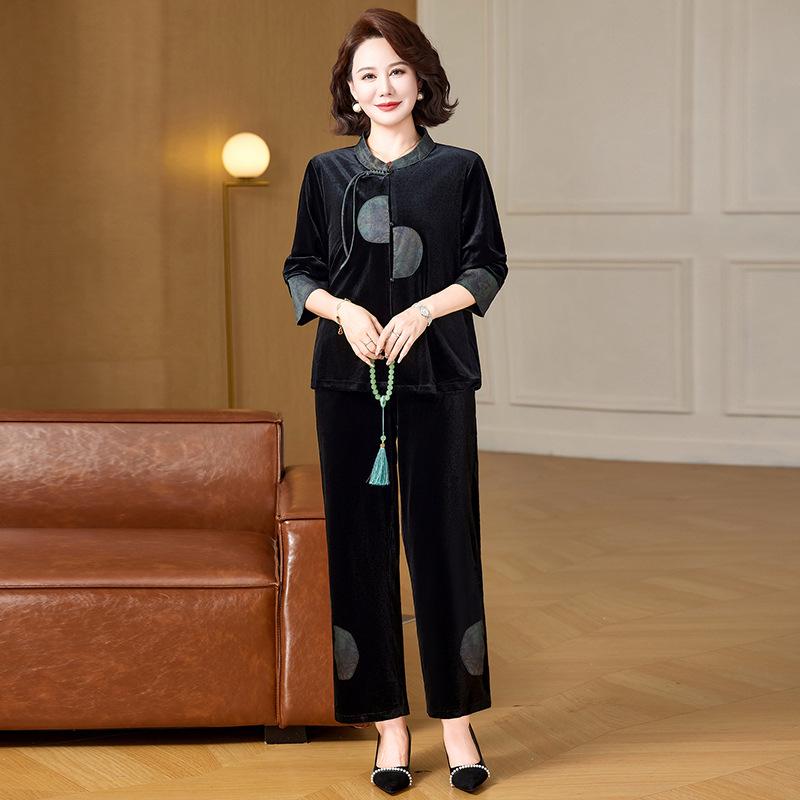 Autumn 2026 Elegant Two-Piece Suit for Middle-Aged & Elderly Women 2XL (57-62 kg) синій
Autumn 2026 Elegant Two-Piece Suit for Middle-Aged & Elderly Women 2XL (57-62 kg) синій