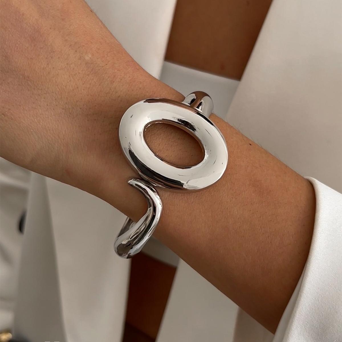 PuRui Новый Креативный Дизайн Неправильные Геометрические Тяжелые Металлические Браслеты для Женщин Тренд Панк Хип-Хоп Открытый Пружинный Браслет Циркон
PuRui Новый Креативный Дизайн Неправильные Геометрические Тяжелые Металлические Браслеты для Женщин Тренд Панк Хип-Хоп Открытый Пружинный Браслет Циркон