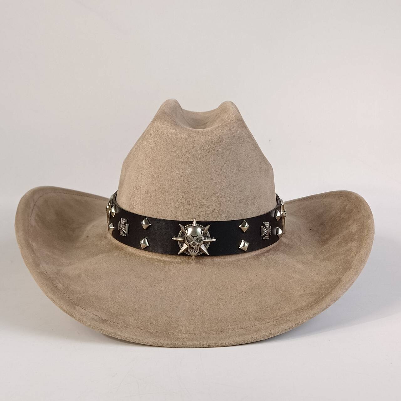 Suede cowboy hat stylish men s and women s fedora diamond belt suede Panama hat suitable for outdoor holidays and parties. M56-58CM
Suede cowboy hat stylish men s and women s fedora diamond belt suede Panama hat suitable for outdoor holidays and parties. M56-58CM