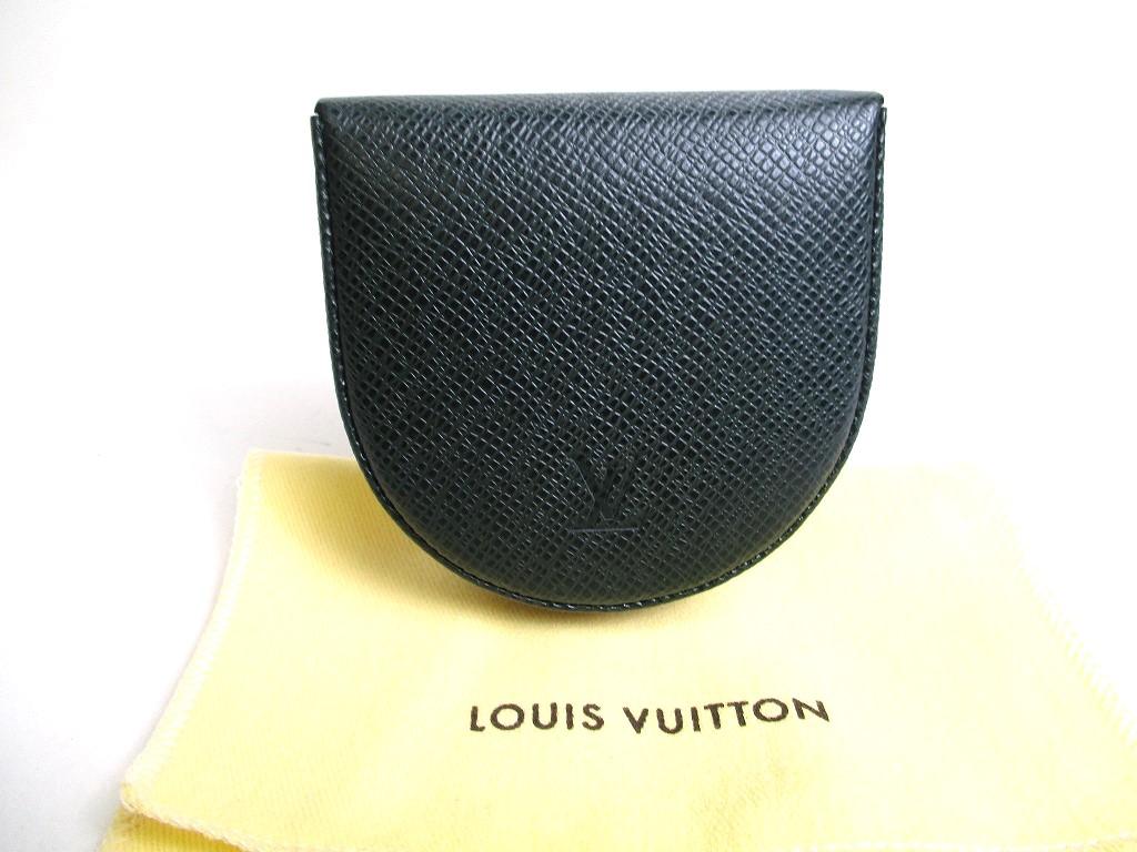 Автентичний LOUIS VUITTON Taiga Episea шкіряний гаманець для монет Porto Monnaie Gousset #a486 Refurbished
Автентичний LOUIS VUITTON Taiga Episea шкіряний гаманець для монет Porto Monnaie Gousset #a486 Refurbished