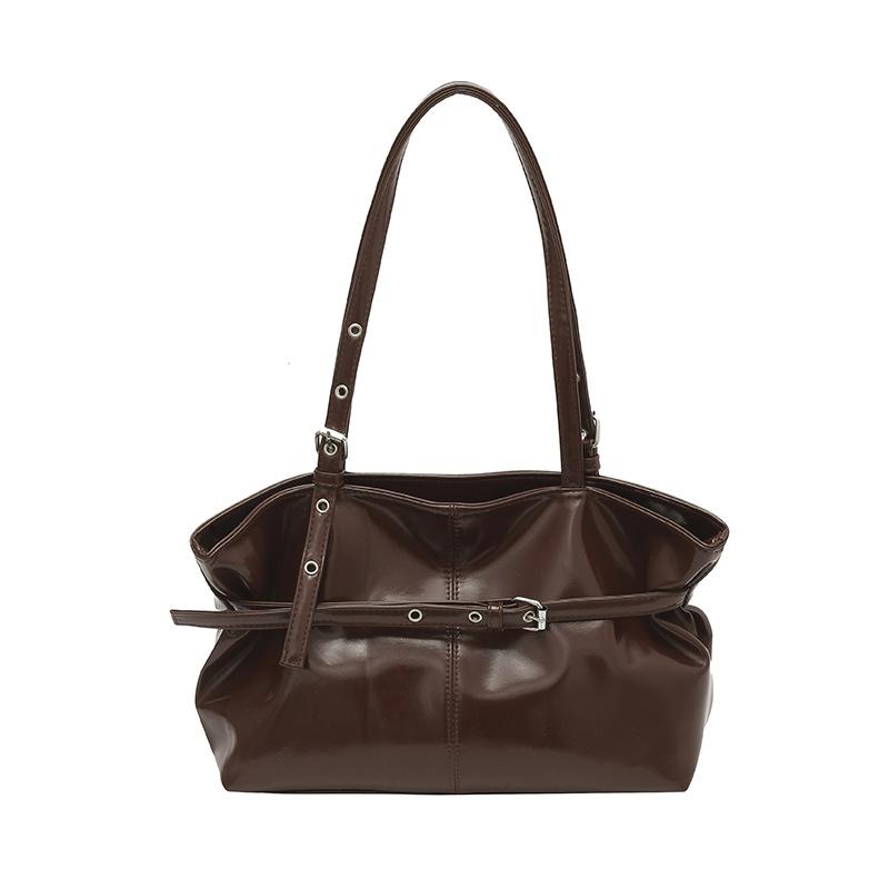 Niche underarm bags autumn and winter new largecapacity commuting versatile shoulder women s bags
Niche underarm bags autumn and winter new largecapacity commuting versatile shoulder women s bags