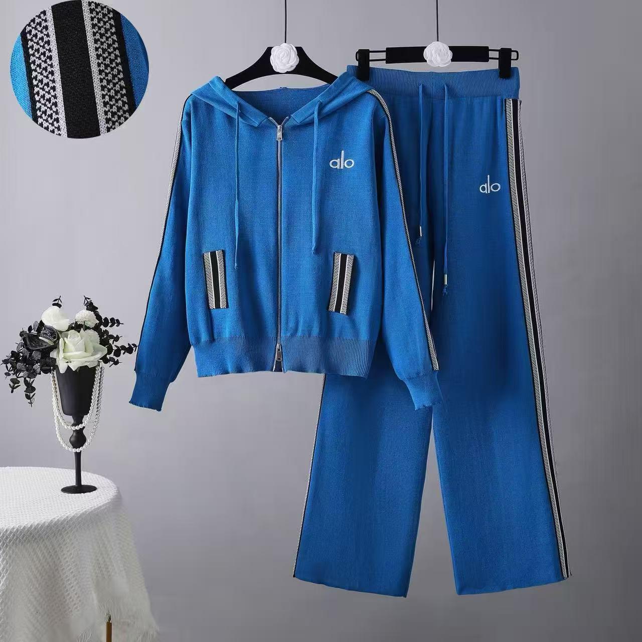 European Style Casual Sports Knit Suit: Hooded Zipper Jacket & Wide-Leg Pants Two-Piece Set for Spring/Autumn 2026 One Size синий
European Style Casual Sports Knit Suit: Hooded Zipper Jacket & Wide-Leg Pants Two-Piece Set for Spring/Autumn 2026 One Size синий