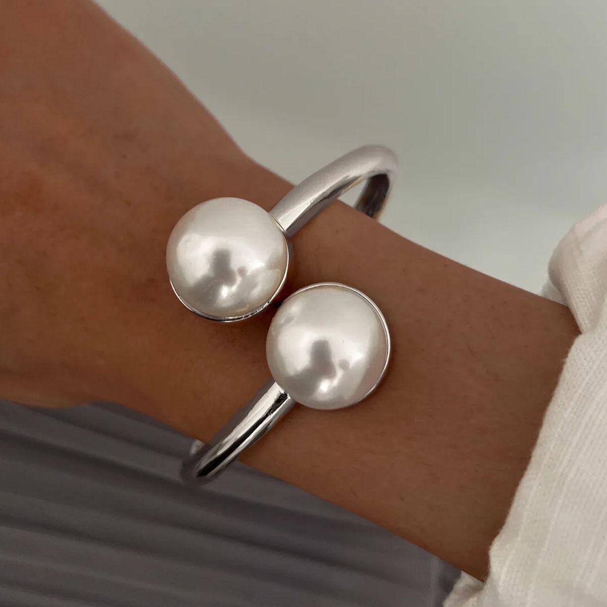 DIEZI 3 Style Hip Hop Pearl Geometric Heavy Metal Cuff Bangles Punk Gold Silver Color Spring Bangles For Women Bracelets Men серебряный
DIEZI 3 Style Hip Hop Pearl Geometric Heavy Metal Cuff Bangles Punk Gold Silver Color Spring Bangles For Women Bracelets Men серебряный