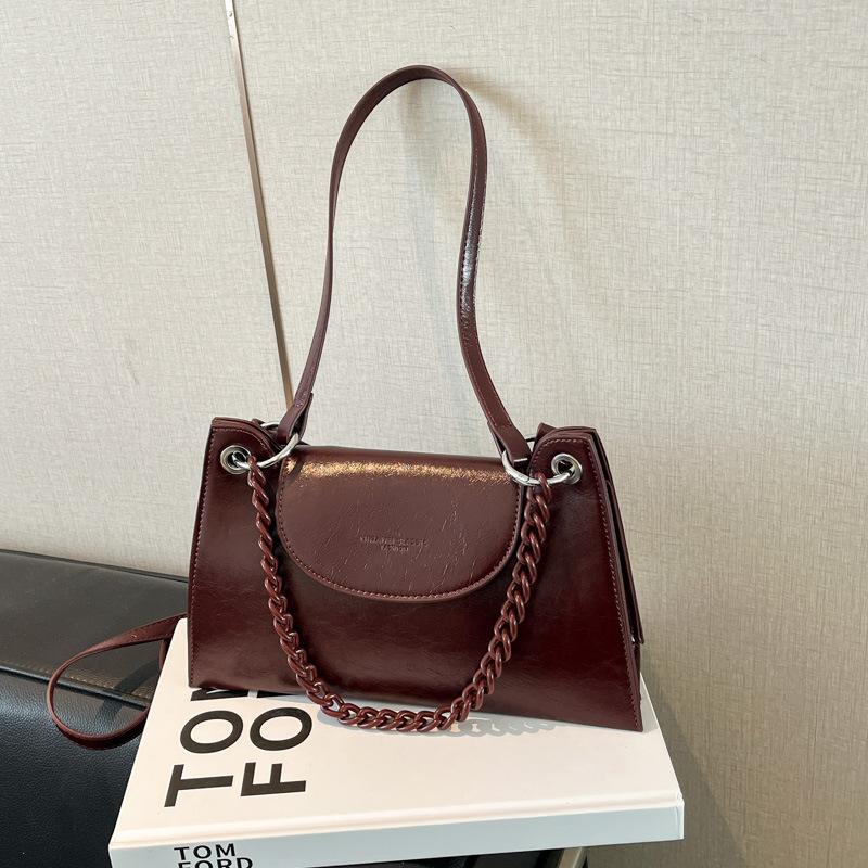 Fashion chain small square bag women s 2025 autumn and winter retro new shoulder messenger bag Korean version fashion underarm baguette bag красный
Fashion chain small square bag women s 2025 autumn and winter retro new shoulder messenger bag Korean version fashion underarm baguette bag красный