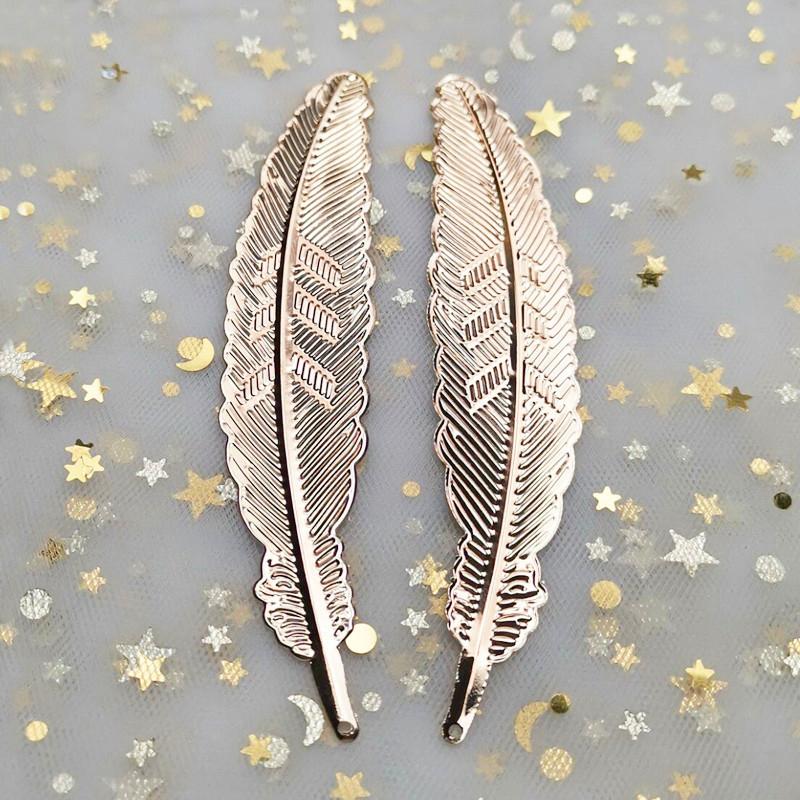 Metal Feather Bookmarks,2Pcs Vintage Hollow Feather Shaped Book Markers,Elegant Reading Gift for Book Lovers,Students,Teachers
Metal Feather Bookmarks,2Pcs Vintage Hollow Feather Shaped Book Markers,Elegant Reading Gift for Book Lovers,Students,Teachers