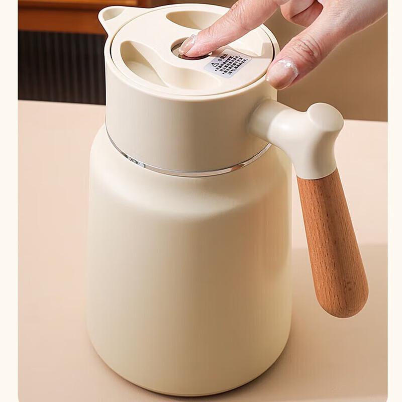 Odin LOVE 1.5L Vacuum Insulated Pot with Wooden Handle
Odin LOVE 1.5L Vacuum Insulated Pot with Wooden Handle