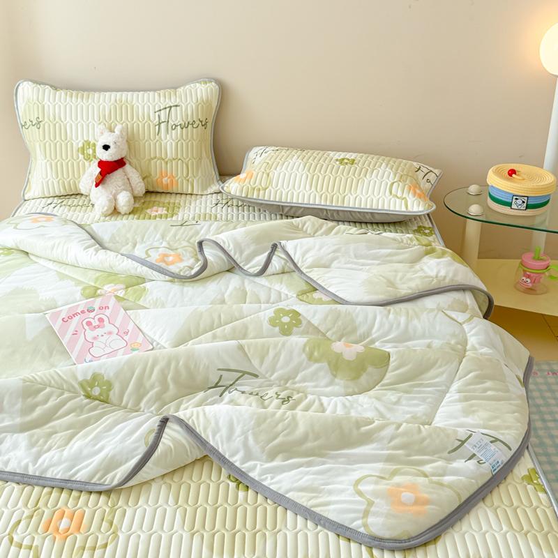 Latest Cool Feeling Summer Blanket 4 Pieces Collection Duvet Comforter Bedding Sets Lightweight Breathable Cooling Quilt Bed Mat Pillowcase 90x200cm bed 3 pcs
Latest Cool Feeling Summer Blanket 4 Pieces Collection Duvet Comforter Bedding Sets Lightweight Breathable Cooling Quilt Bed Mat Pillowcase 90x200cm bed 3 pcs