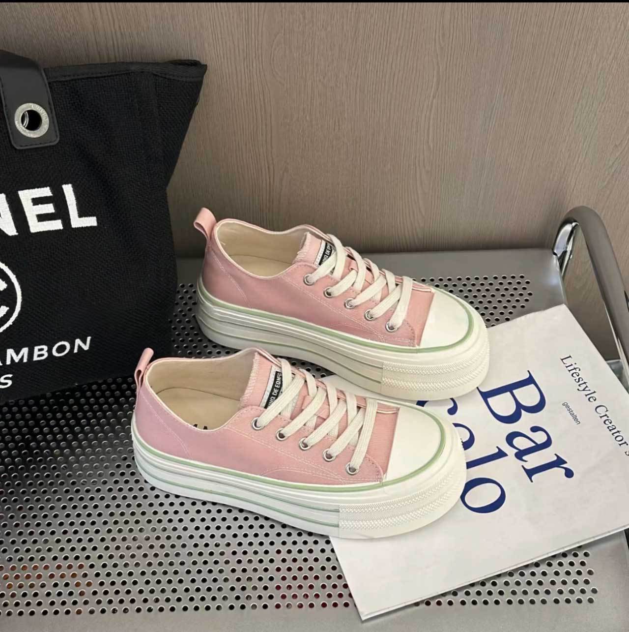 Muffin platform white shoes women s 2025 new fashion versatile small height increase casual sports canvas shoes 40 рожевий
Muffin platform white shoes women s 2025 new fashion versatile small height increase casual sports canvas shoes 40 рожевий