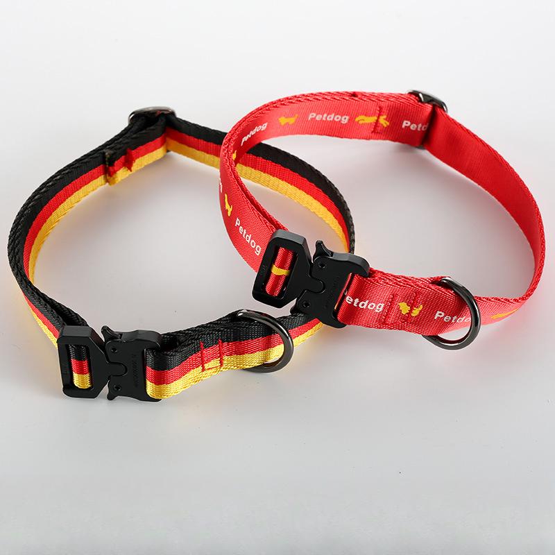 Three-color Red Nylon Cobra Dog Collar Small Dog Medium and Large Dog Collar Neck Cover large (40-65CM)
Three-color Red Nylon Cobra Dog Collar Small Dog Medium and Large Dog Collar Neck Cover large (40-65CM)