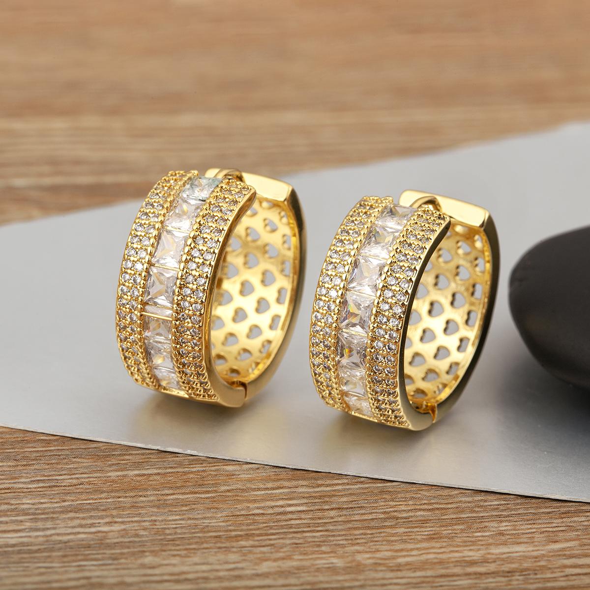 Nidin Hot Sale Vintage Rainbow Cubic Zirconia Geometric Hoop Earrings For Women Female Personality Fashion Ear Jewelry Gifts белый
Nidin Hot Sale Vintage Rainbow Cubic Zirconia Geometric Hoop Earrings For Women Female Personality Fashion Ear Jewelry Gifts белый