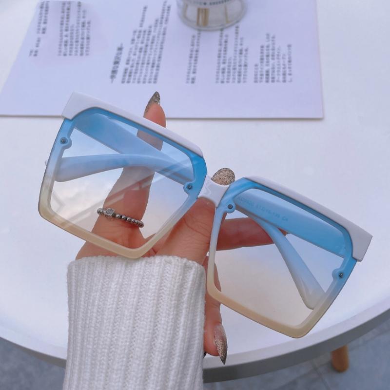 Unisex Fashion Square Gradient Lens Sunglasses for Women Vintage Simple Large Frame Shade Sunglasses Men Travel Driving Eyewear
Unisex Fashion Square Gradient Lens Sunglasses for Women Vintage Simple Large Frame Shade Sunglasses Men Travel Driving Eyewear