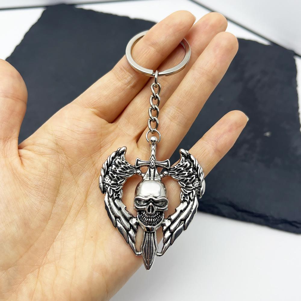 Retro Angel Skull Sword Keychain Pendant: European-American Punk Hip-Hop Style серебряный
Retro Angel Skull Sword Keychain Pendant: European-American Punk Hip-Hop Style серебряный