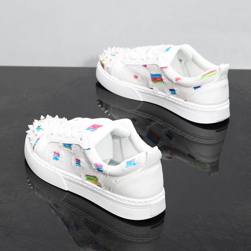 Spring and summer European tide rivet diamond-encrusted casual sports shoes German training canvas couple board shoes 1 35 белый
Spring and summer European tide rivet diamond-encrusted casual sports shoes German training canvas couple board shoes 1 35 белый