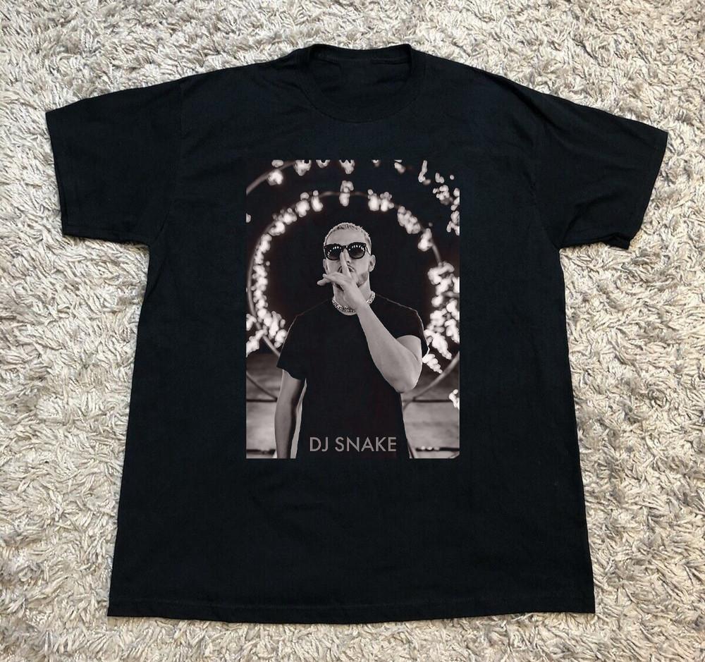 DJ Snake Black cotton Shirt All size S5XL Unisex T152 Unisex T-Shirt XXXL
DJ Snake Black cotton Shirt All size S5XL Unisex T152 Unisex T-Shirt XXXL
