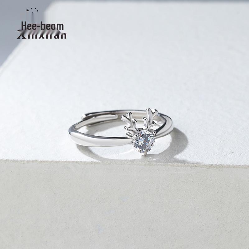 Серебряное кольцо S925 с бриллиантом и рогами - Корейская мода, изящный дизайн лося для указательного пальца Adjustable Open Size
Серебряное кольцо S925 с бриллиантом и рогами - Корейская мода, изящный дизайн лося для указательного пальца Adjustable Open Size