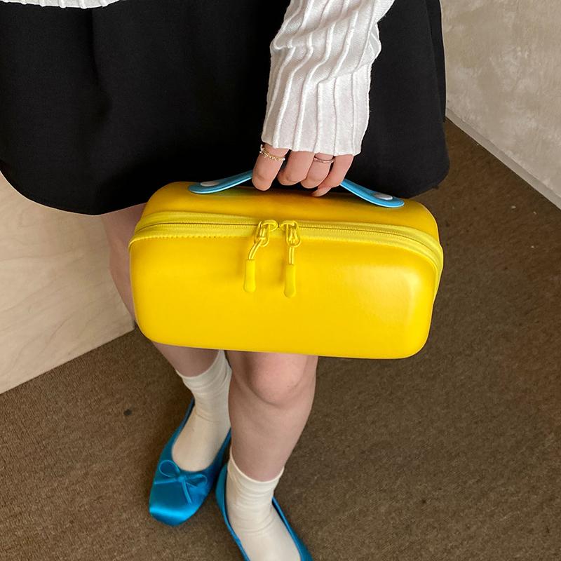 Fashion Large Capacity Capsule Cosmetic Bag Colorful Portable Travel Makeup Bags Luxury Design Toilery Washing Bags for Women жёлтый
Fashion Large Capacity Capsule Cosmetic Bag Colorful Portable Travel Makeup Bags Luxury Design Toilery Washing Bags for Women жёлтый
