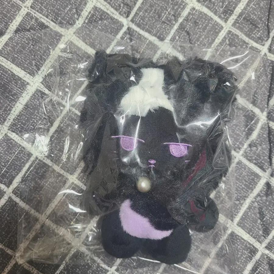 Monsta X) Мини-кукла Нян Кюн Им Чанг Кюн
Monsta X) Мини-кукла Нян Кюн Им Чанг Кюн